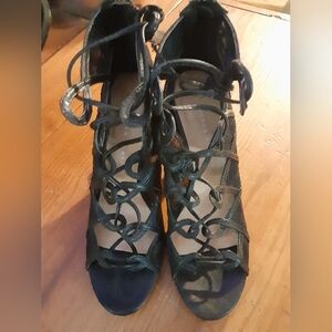 Stylish Black Lace-Up Women's Shoes